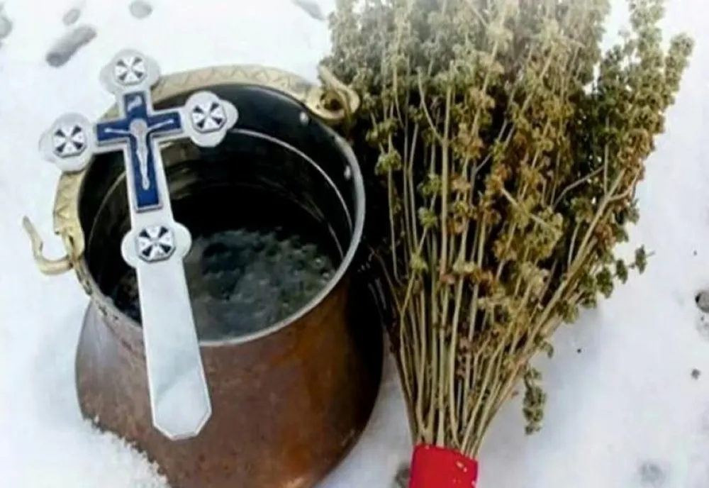 SĂ ÎL AVEM PERMANENT ÎN INIMĂ PE DUMNEZEU ȘI SĂ NE RUGĂM, CĂCI RUGĂCIUNEA NU ESTE STRIGĂT ÎN PUSTIU! 