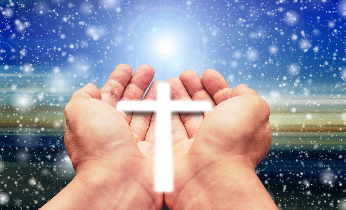 Să îl avem permanent în inimă pe Dumnezeu şi să ne rugăm, căci rugăciunea nu este strigăt în pustiu!