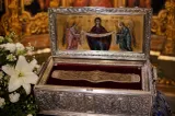 Sărbătoarea zilei 31 august: Punerea în raclă a Brâului Maicii Domnului. Cruce neagră în calendar