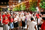 Mii de tineri ortodocși pornesc pe jos prin București într un marș impresionant. Ce le cere Poliția șoferilor