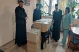 Sprijin de la Iași, bucurie la Bălți: Episcopia și Mănăstirea Hadâmbu au ajutat elevii cu pachete alimentare