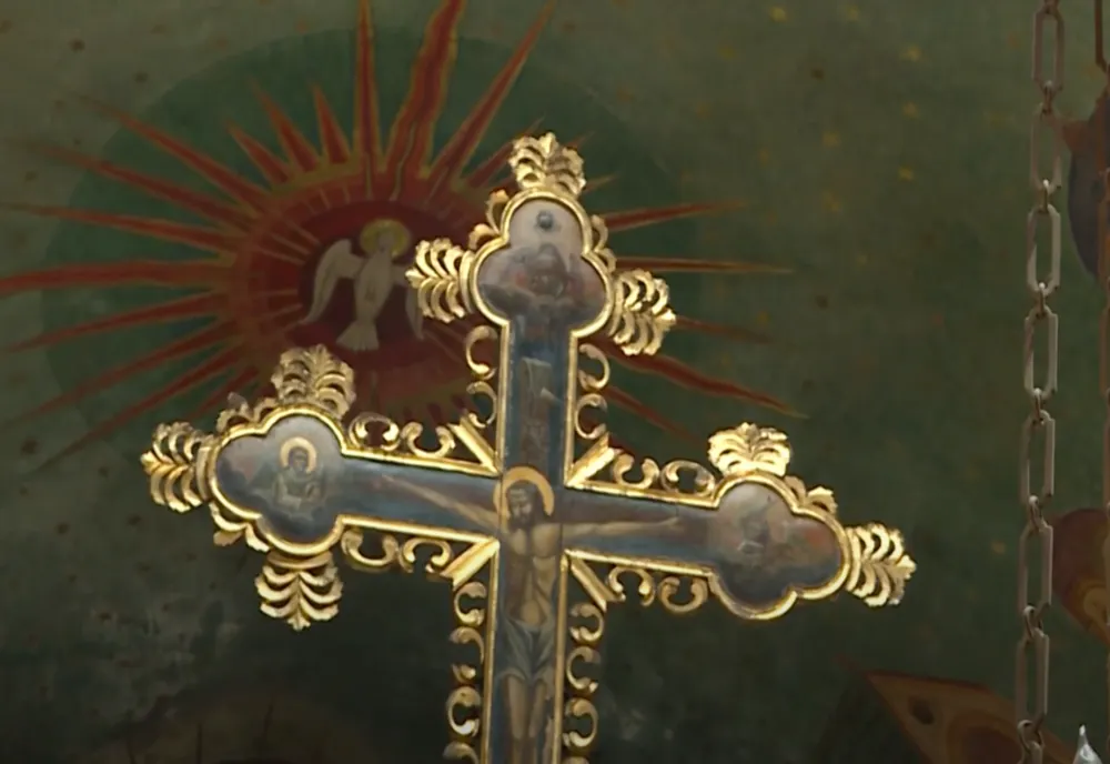Să îl avem permanent în inimă pe Dumnezeu şi să ne rugăm, căci rugăciunea nu este strigăt în pustiu!