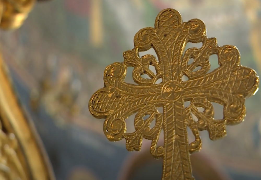 Să îl avem permanent în inimă pe Dumnezeu şi să ne rugăm, căci rugăciunea nu este strigăt în pustiu!